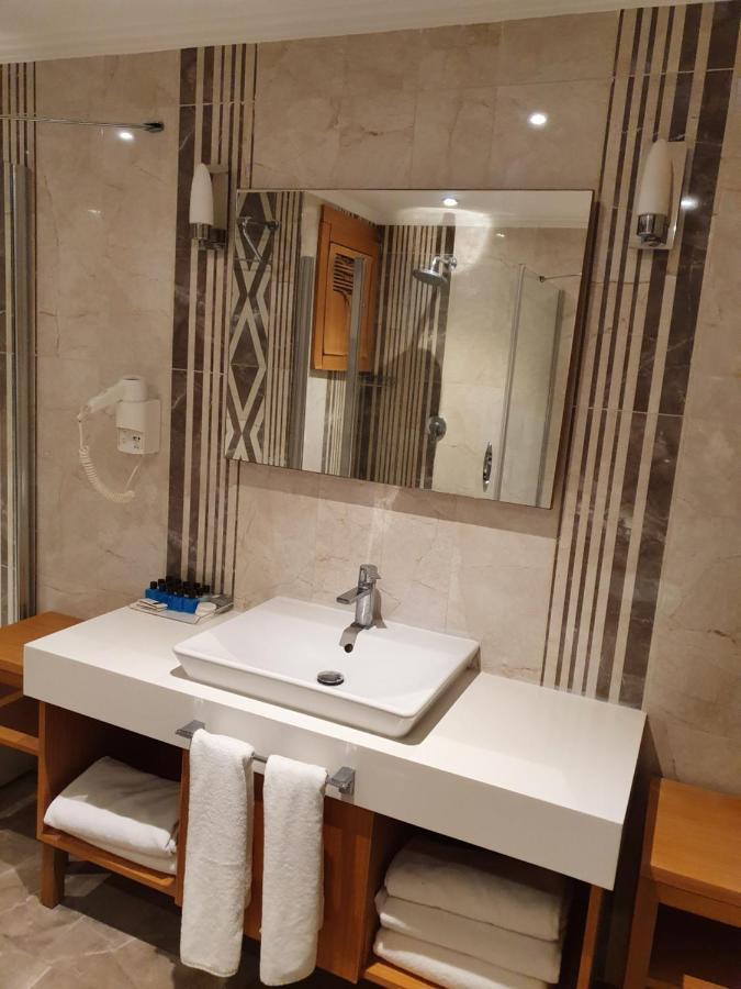 Esila Termal Hotel & Spa Eksteriør bilde